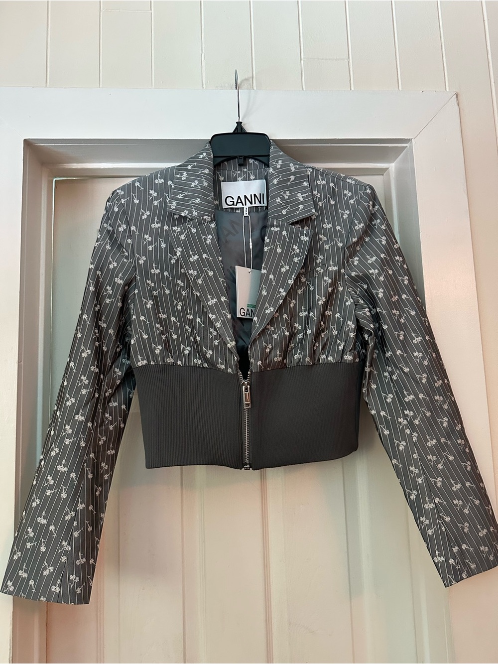 Ganni Gray Floral Cropped Blazer with Ribbed Waistband
